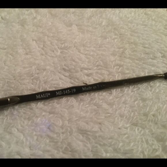 MAUI JIM DIAMOND HEAD MJ 145 19 Polarized Sunglass - Picture 4 of 7